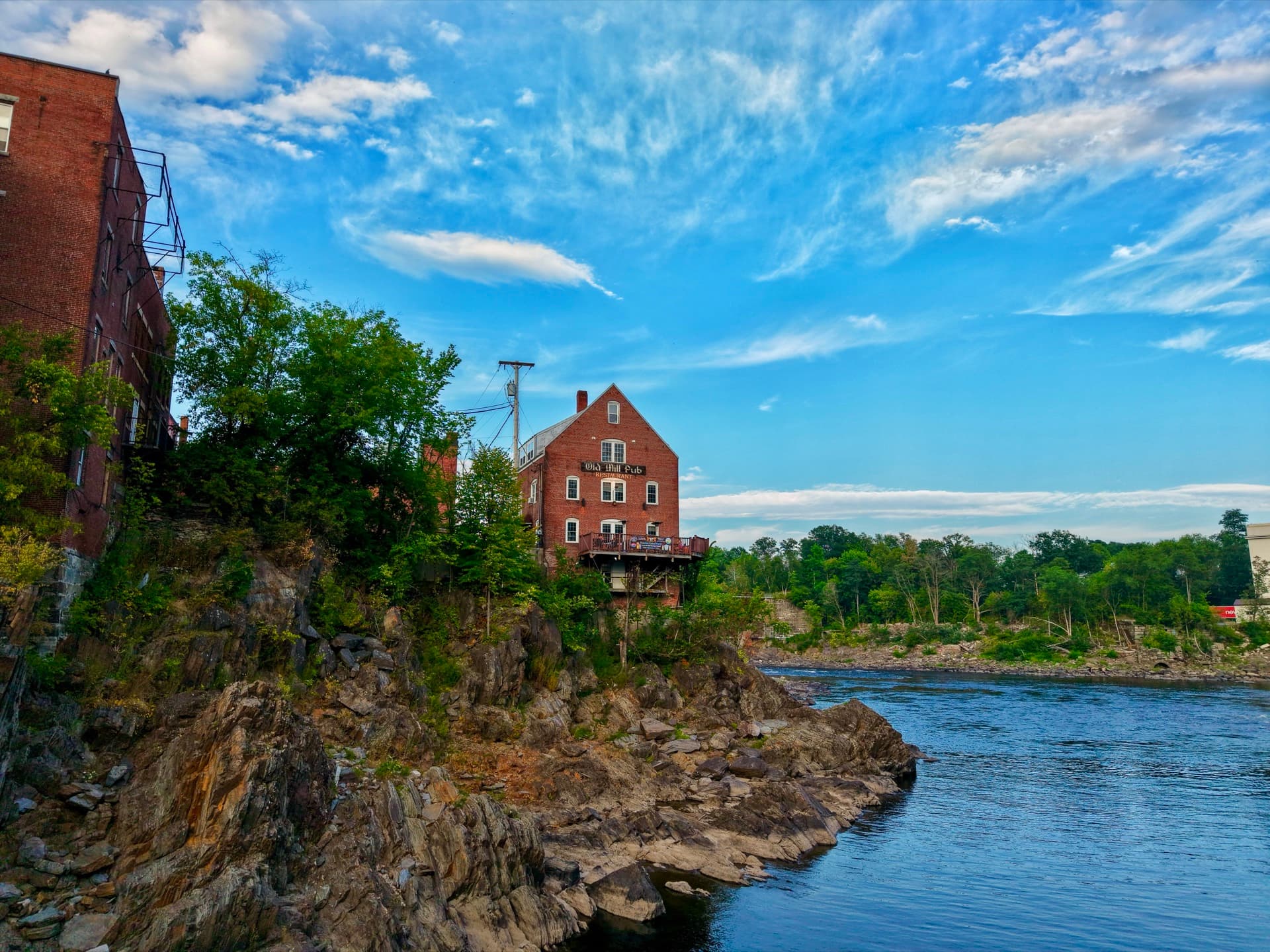 Old Mill Pub — Exterior