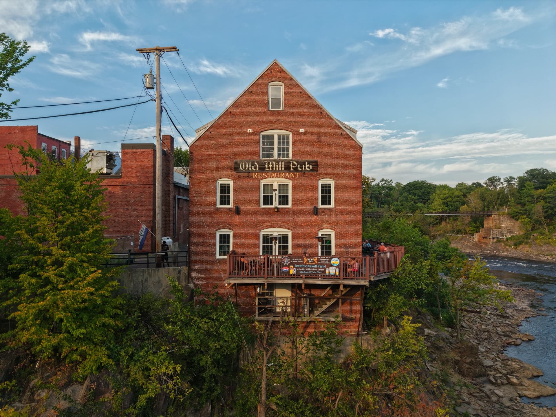 Old Mill Pub — Riverside