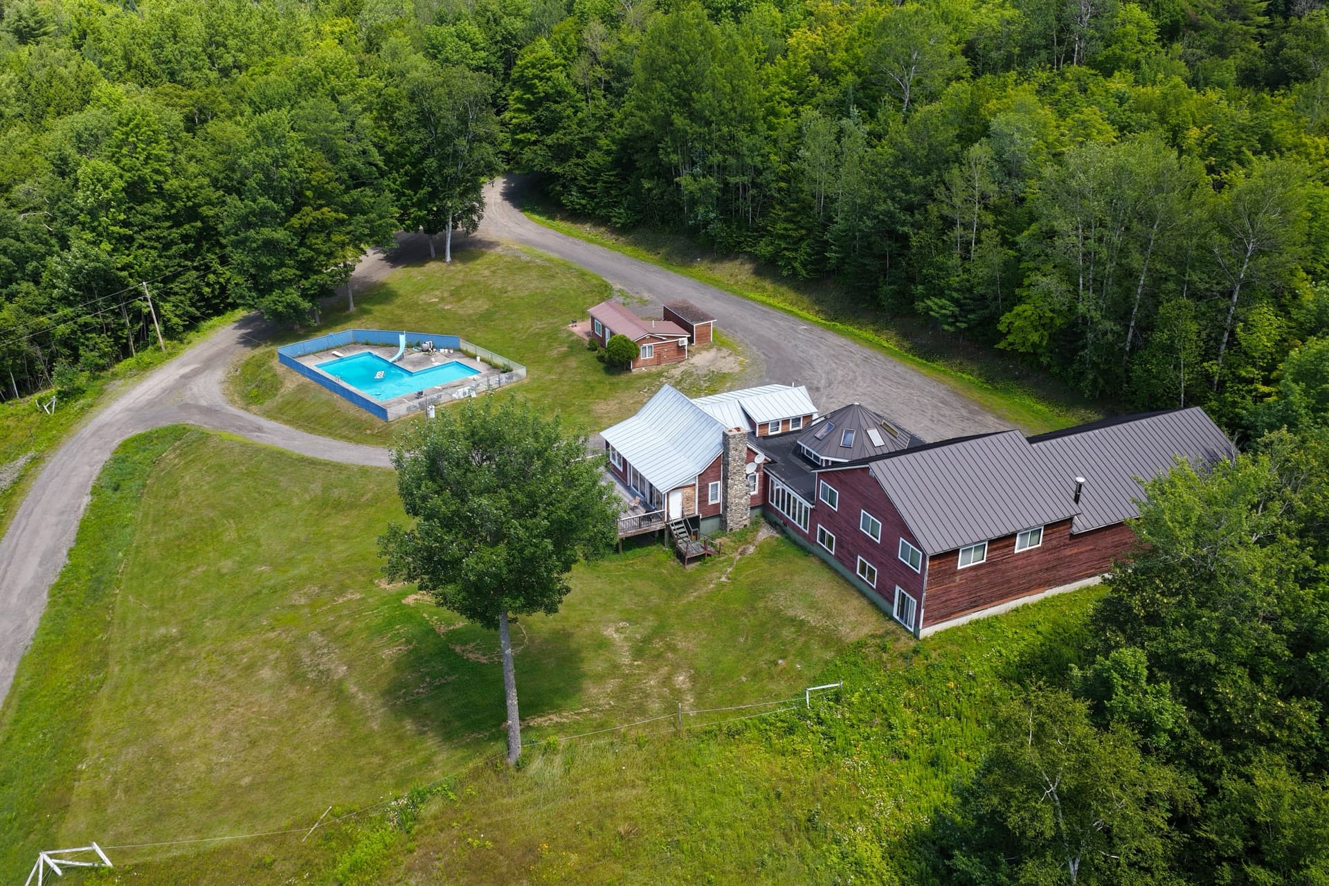 Hidden Valley Equestrian Center, Cornville — Pool & House